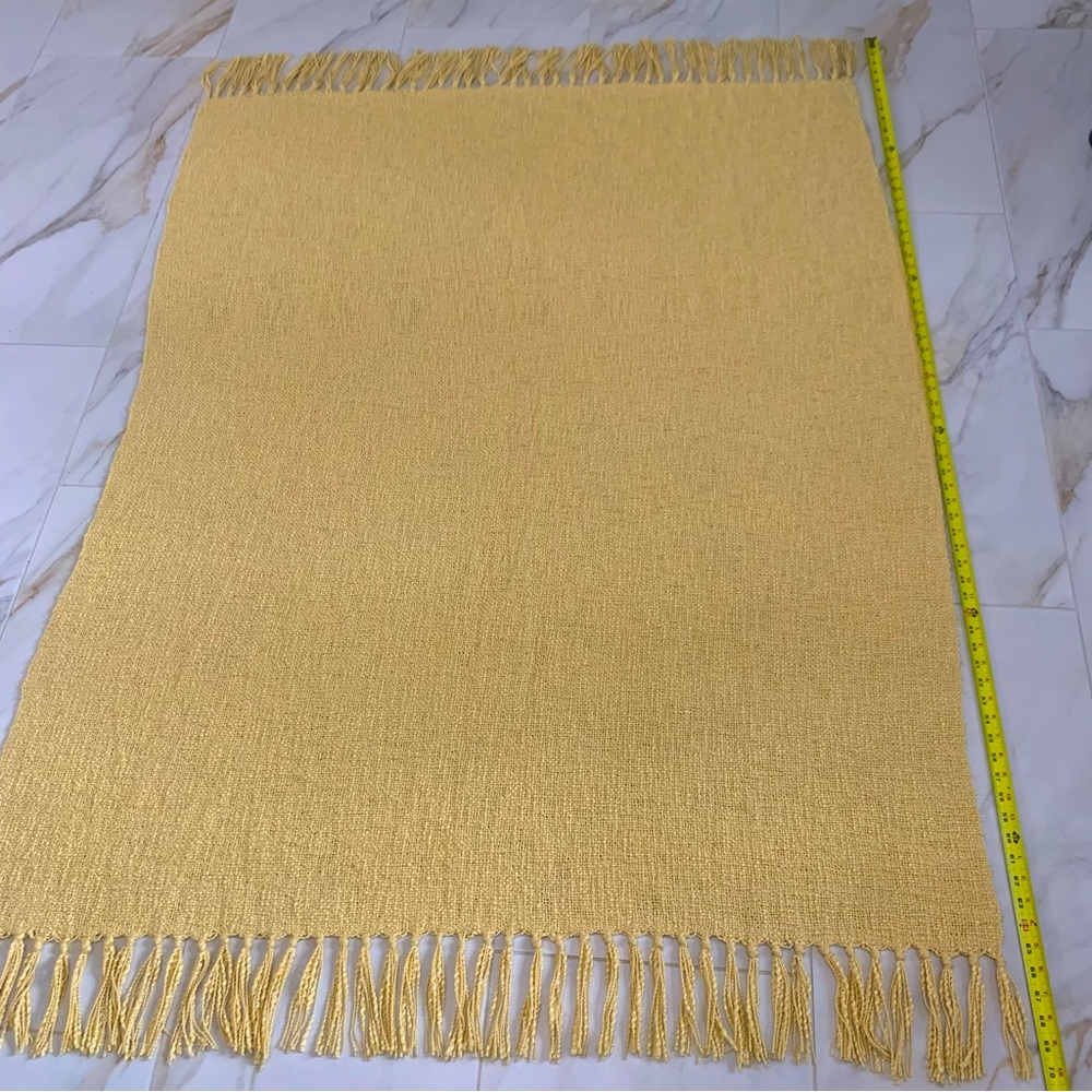 Pottery Barn Throw Blanket Yellow Gold 50 x 60 In - Picture 2 of 9